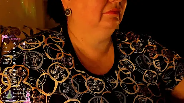 Snapshot of SexxyDreams1 chatting on 12/23/24, 03:50 SexxyDreams1 online show from 12/23/24, 03:50