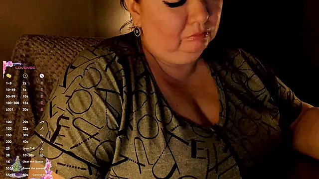 Snapshot of SexxyDreams1 chatting on 12/24/24, 01:50 SexxyDreams1 online show from 12/24/24, 01:50