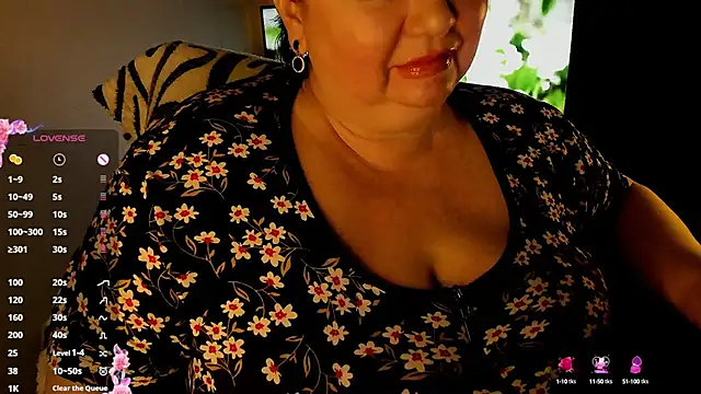 Snapshot of SexxyDreams1 chatting on 01/24/25, 11:45 SexxyDreams1 online show from 01/24/25, 11:45