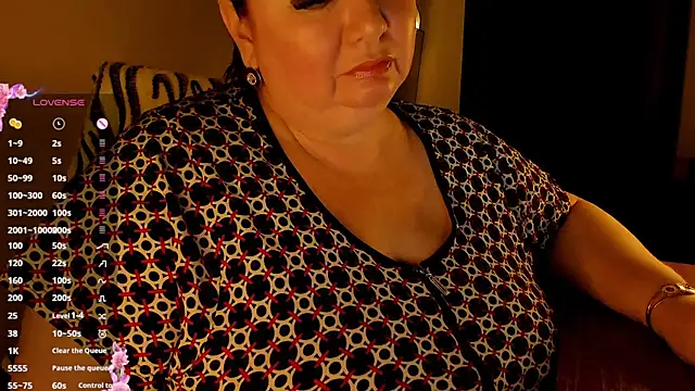 Snapshot of SexxyDreams1 chatting on 01/29/25, 02:10 SexxyDreams1 online show from 01/29/25, 02:10