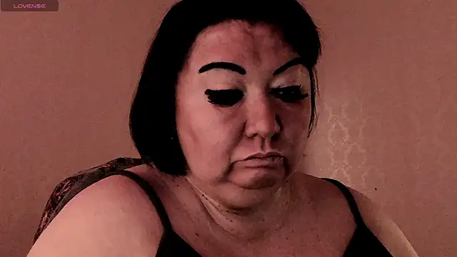 SexxyDreams1 online show from 02/07/26, 03:54