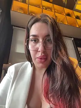 VikiDemi online show from 03/02/25, 01:38