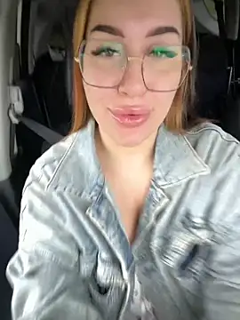 VikiDemi online show from 09/13/25, 06:02