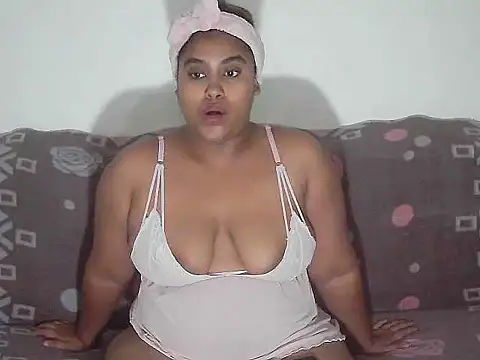 Snapshot of XIndian_Butterfly4uX chatting on 02/27/26, 08:09 XIndian Butterfly4uX online show from 02/27/26, 08:09