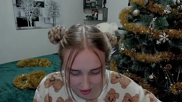 LinaTruly online show from 12/18/24, 10:24