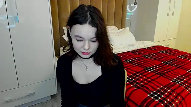 LovelyJane online show from 12/17/24, 02:44