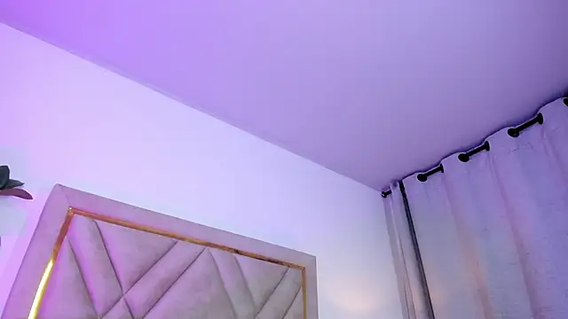 chloe wilson7 online show from 10/16/25, 01:17