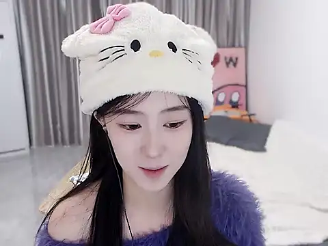 LOLO-yaya online show from 12/18/24, 07:58