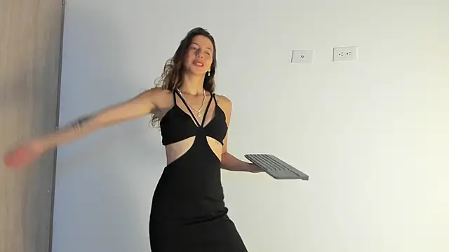 jolie lov online show from 09/15/25, 01:22