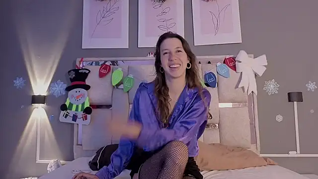 jolie lov online show from 11/25/25, 01:33