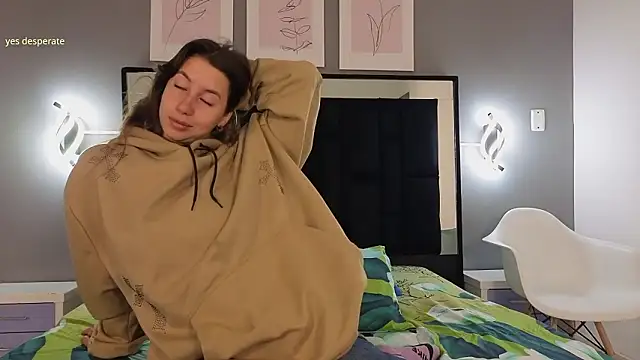 Snapshot of jolie_lov chatting on 02/09/26, 01:26 jolie lov online show from 02/09/26, 01:26