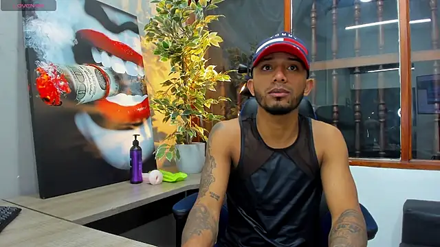 Snapshot of Robin_Rief chatting on 01/18/25, 03:53 Robin Rief online show from 01/18/25, 03:53