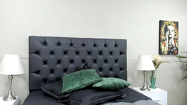 Snapshot of Robin_Rief chatting on 09/10/25, 03:17 Robin Rief online show from 09/10/25, 03:17