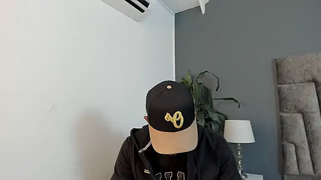 Robin Rief online show from 11/29/25, 03:42