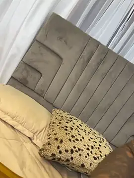 Robin Rief online show from 02/08/26, 03:54