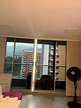 Snapshot of NicoleCut chatting on 11/30/25, 11:14 NicoleCut online show from 11/30/25, 11:14