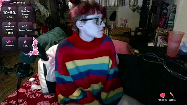  hellostormy  online show from 02/19/25, 12:46