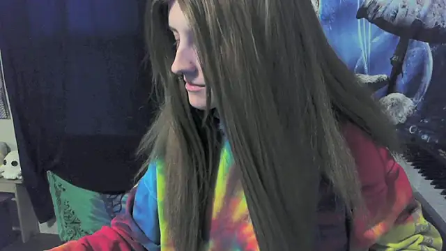  hellostormy  online show from 04/08/26, 11:32