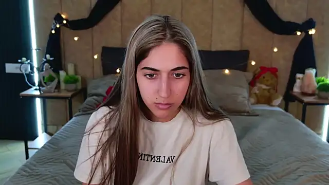 Teresa Stane online show from 02/21/25, 11:11