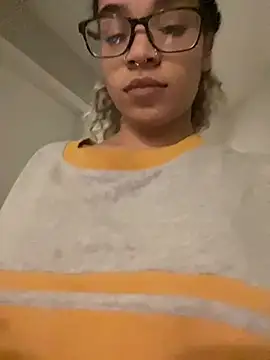 1prettygem online show from 12/22/24, 06:17