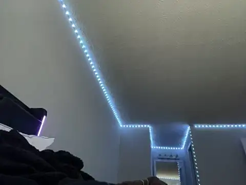 1prettygem online show from 12/16/25, 06:24