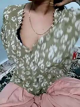 Haniya-143 online show from 11/11/25, 11:27