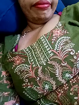 Haniya-143 online show from 11/22/25, 11:26