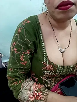 Haniya-143 online show from 12/22/25, 09:34