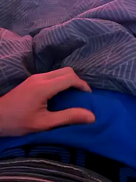 ariel-rick online show from 12/12/24, 04:43