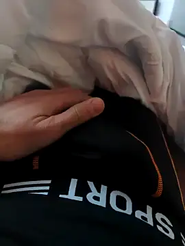 ariel-rick online show from 12/23/24, 08:22