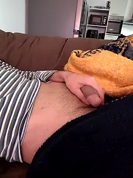 ariel-rick online show from 10/25/25, 01:18