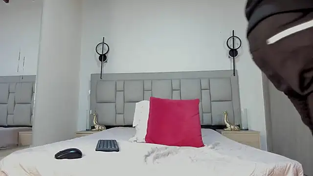 JEFFREY COTTOM online show from 02/04/26, 12:22