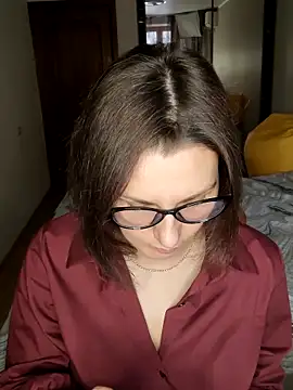 Snapshot of Magic__smile chatting on 01/27/25, 12:05 Magic smile online show from 01/27/25, 12:05