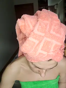 Snapshot of Magic__smile chatting on 02/08/25, 12:39 Magic smile online show from 02/08/25, 12:39