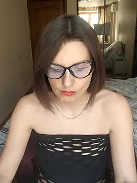 Snapshot of Magic__smile chatting on 03/20/25, 07:58 Magic smile online show from 03/20/25, 07:58