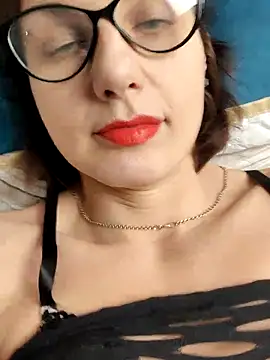 Snapshot of Magic__smile chatting on 03/21/25, 11:22 Magic smile online show from 03/21/25, 11:22