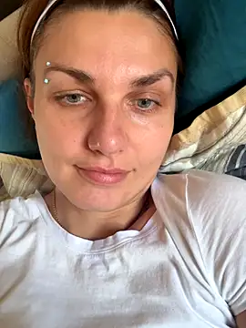 Snapshot of Magic__smile chatting on 10/03/25, 04:53 Magic smile online show from 10/03/25, 04:53