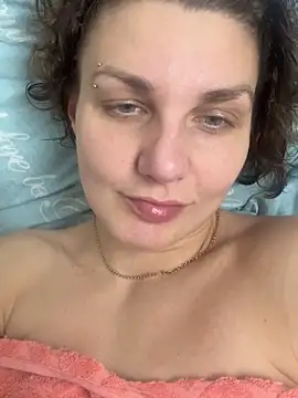 Snapshot of Magic__smile chatting on 11/30/25, 12:20 Magic smile online show from 11/30/25, 12:20