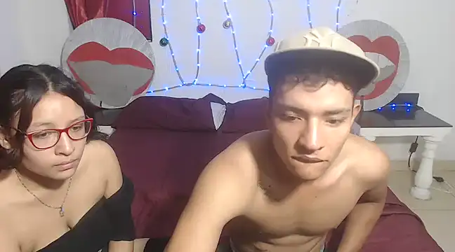 Snapshot of PartySexting chatting on 12/16/24, 04:02 PartySexting online show from 12/16/24, 04:02