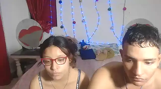 Snapshot of PartySexting chatting on 01/03/25, 02:54 PartySexting online show from 01/03/25, 02:54