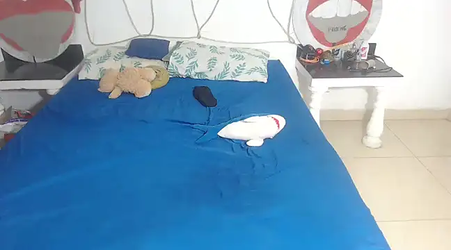 Snapshot of PartySexting chatting on 01/09/25, 09:16 PartySexting online show from 01/09/25, 09:16