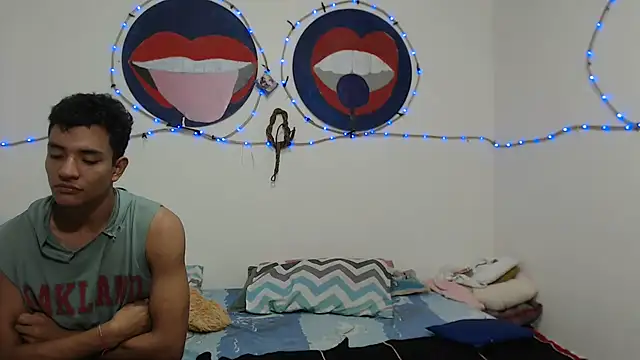 Snapshot of PartySexting chatting on 02/15/25, 05:09 PartySexting online show from 02/15/25, 05:09