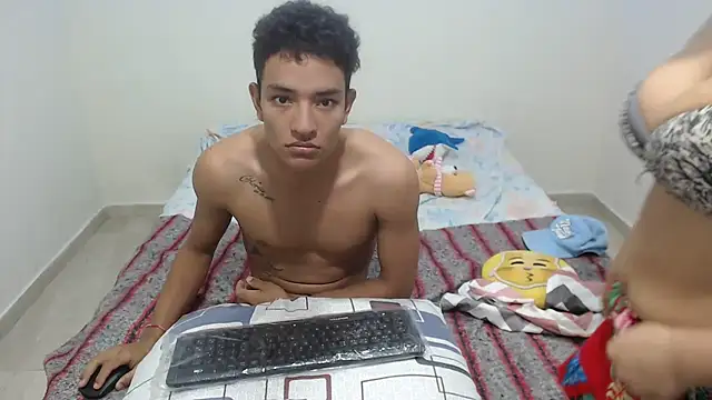 Snapshot of PartySexting chatting on 02/20/25, 03:30 PartySexting online show from 02/20/25, 03:30