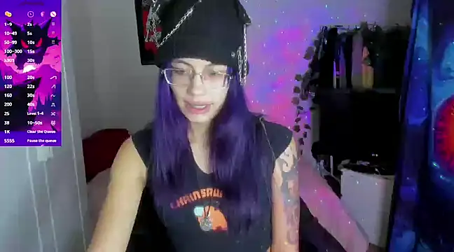 Snapshot of _sakae_ chatting on 01/07/25, 10:52 sakae online show from 01/07/25, 10:52