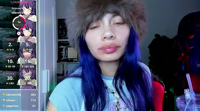 Snapshot of _sakae_ chatting on 02/05/25, 08:21 sakae online show from 02/05/25, 08:21