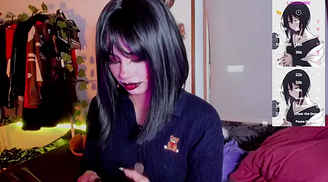 Snapshot of _sakae_ chatting on 03/18/25, 10:37 sakae online show from 03/18/25, 10:37