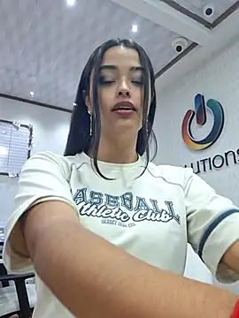 Ariana Pierce online show from 02/07/25, 04:59