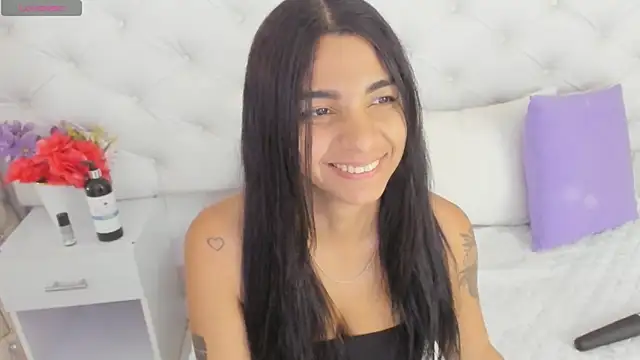 anchela-garcia1 online show from 12/18/25, 02:12