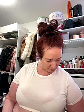 Engel mia online show from 12/03/25, 10:57