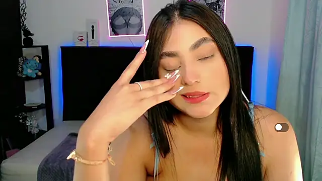 Sofia kenedyy online show from 10/24/25, 09:11